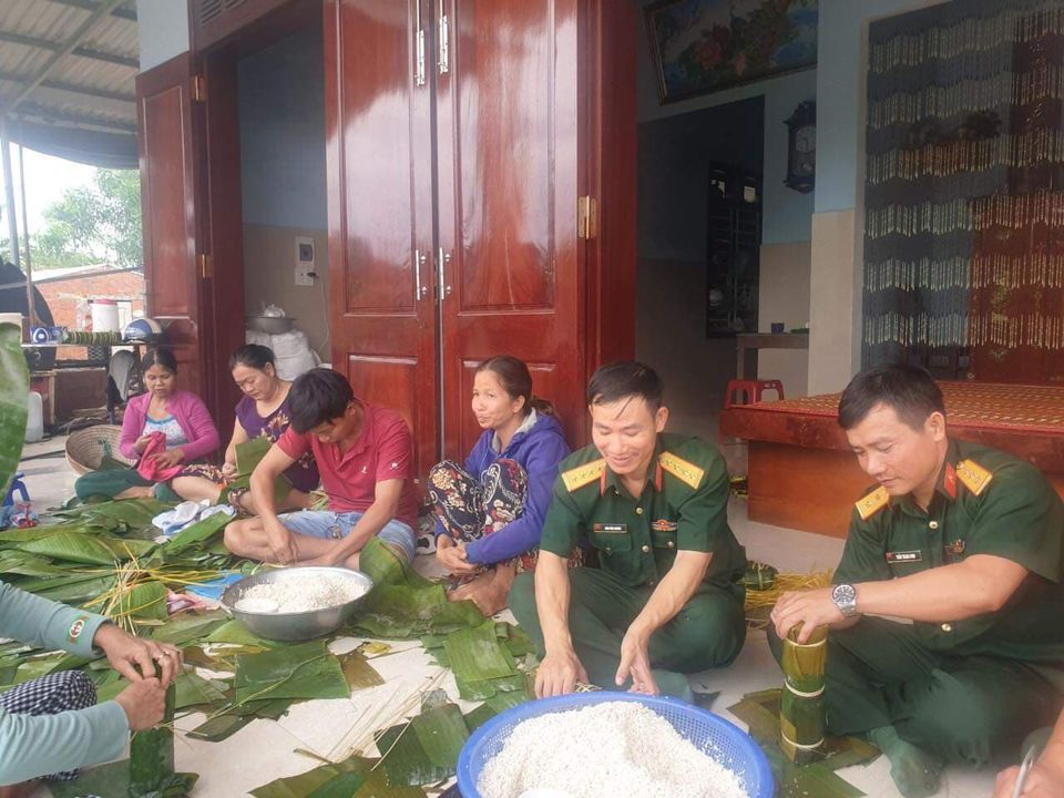 Tấm lòng thiện nguyện của lính xe tăng